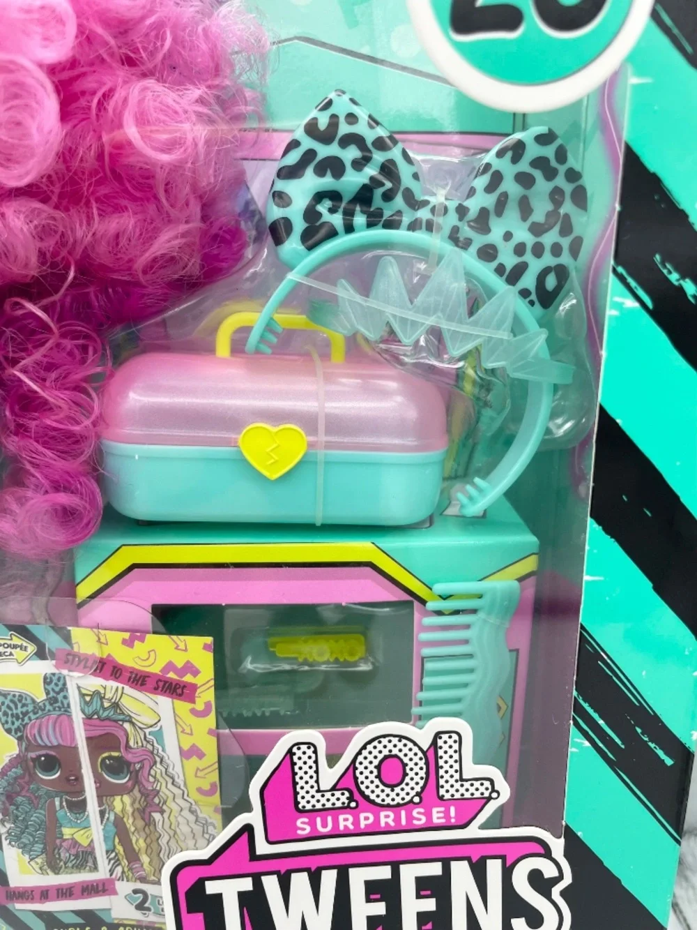 LOL Surprise! Tweens surprise swap fashion doll